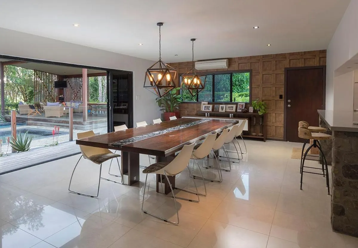 Solterra Estate Luxury Sunshine Coast Oasis Close To Airport And Beach Mudjimba Holiday home